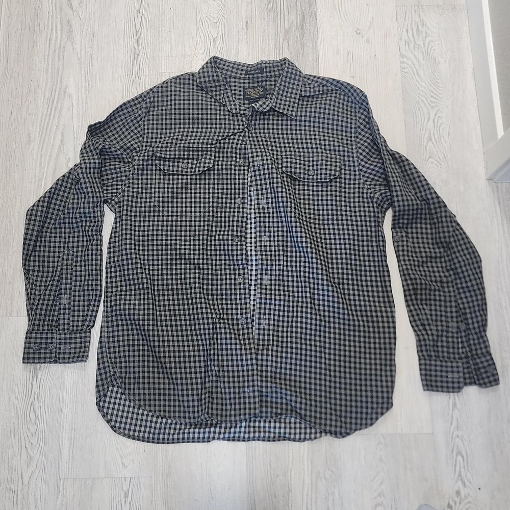 Pendleton black and gray checkered button-up shirt Size XL